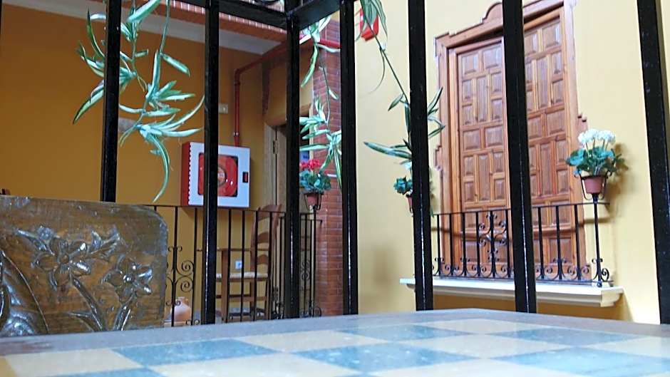 Hotel Mesón El Número Uno