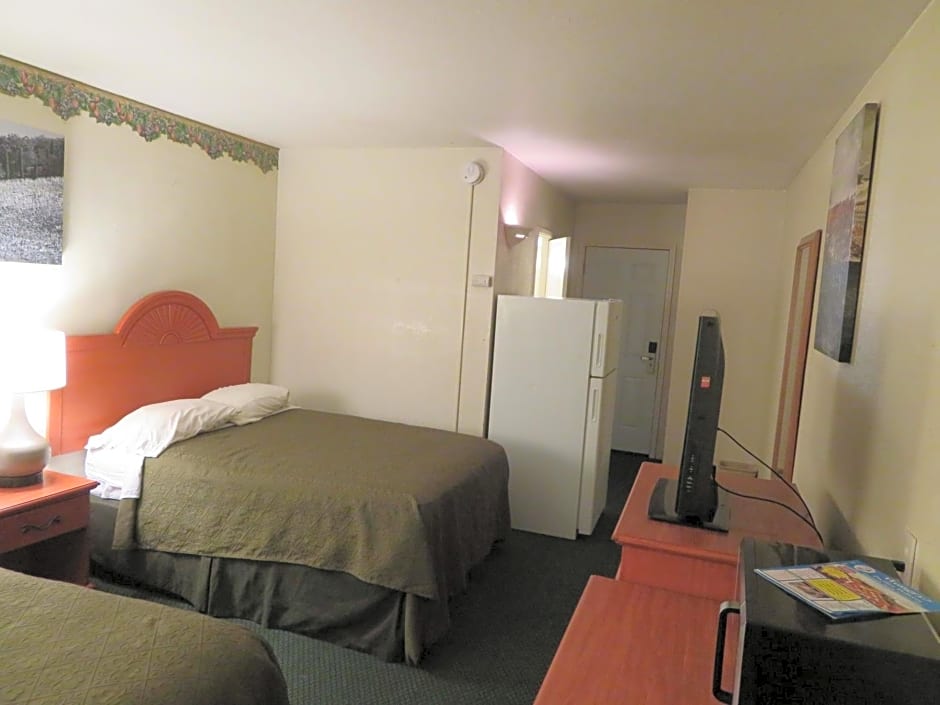 Carquinez Inn