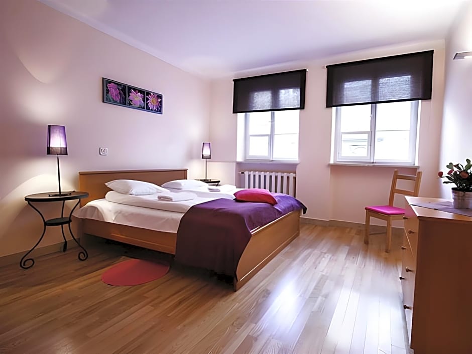 Old Town Apartments Warsaw