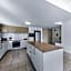 Airlie Summit Apartments