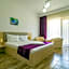 Q Hotel