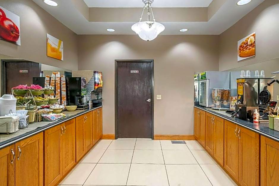 Quality Inn & Suites Jefferson City