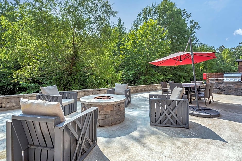 Comfort Suites Manchester near Arnold AFB