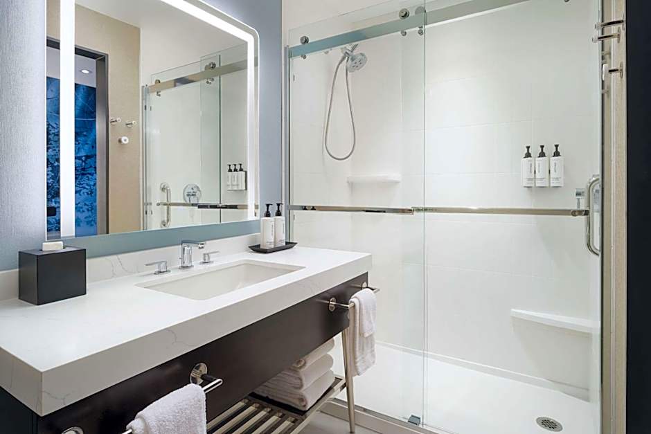 Tempo by Hilton Raleigh Downtown