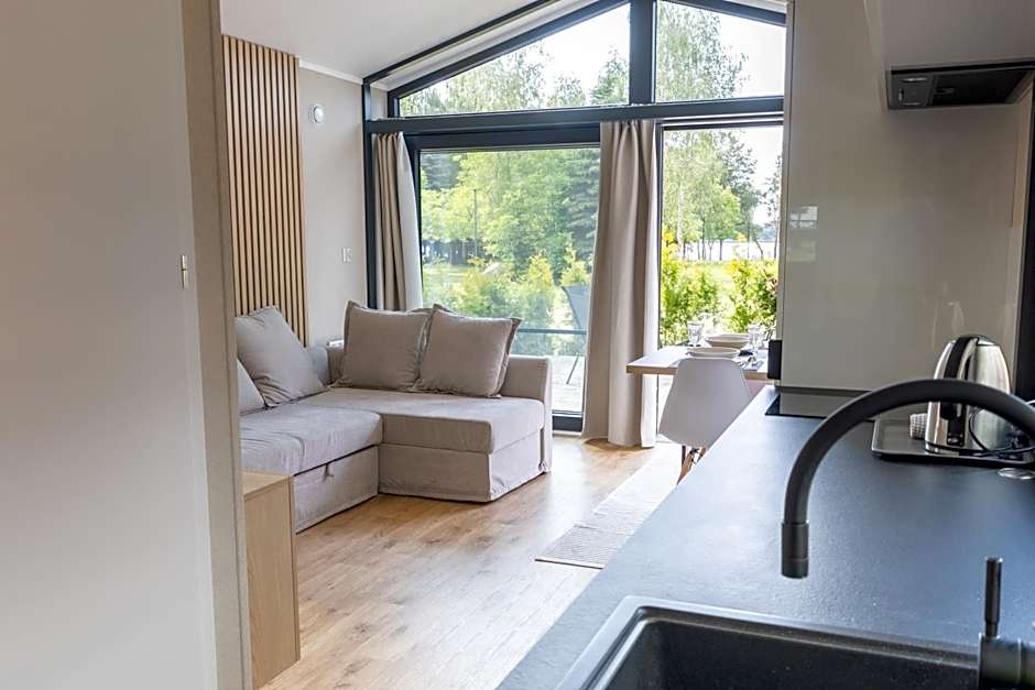 Beztroska Zatoka - ośrodek wypoczynkowy Jacuzzi & Sauna