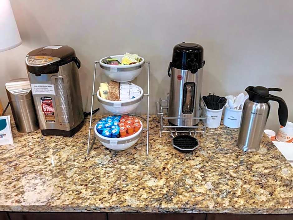 Comfort Inn & Suites