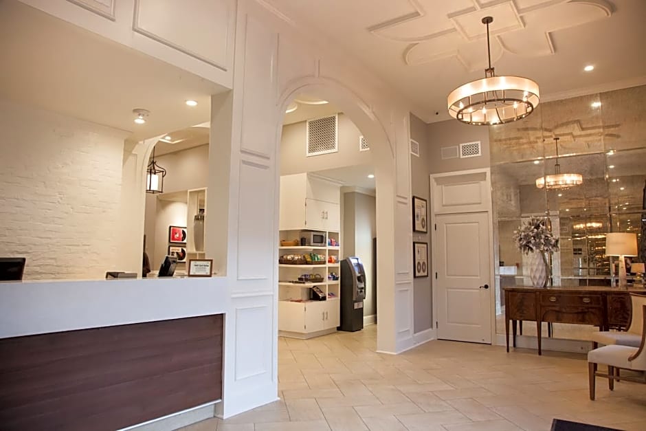 Hotel St. Pierre French Quarter