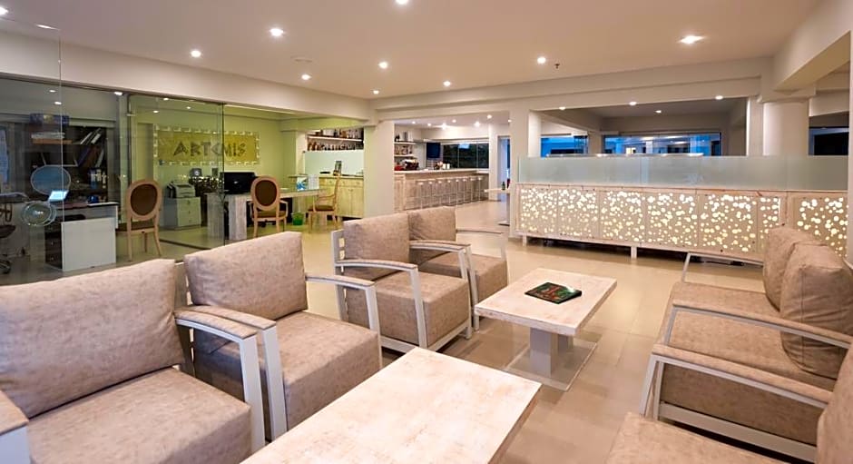 Artemis Hotel Apartments