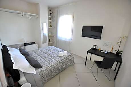 Double Room with Private External Bathroom
