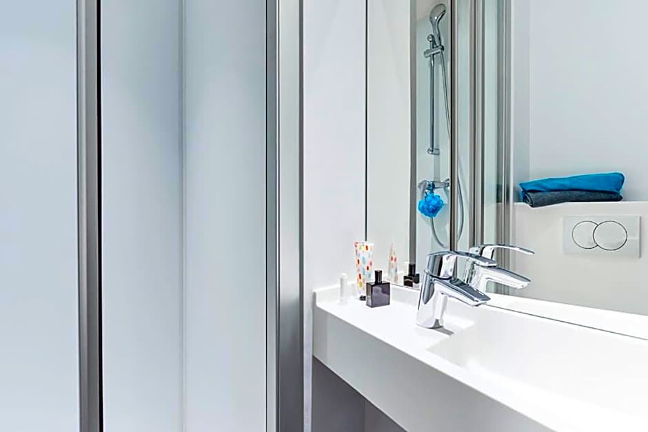 hotelF1 Annemasse Hotel Renove