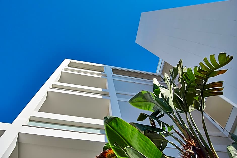 Soglow Business Class Hotel