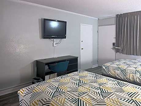 Quadruple Room - Non-Smoking