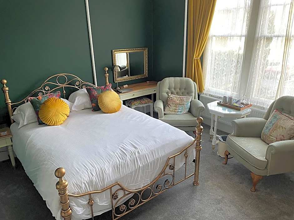 Kirkwood Guest House