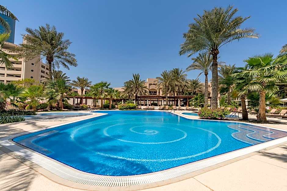 The Diplomat Radisson Blu Residence