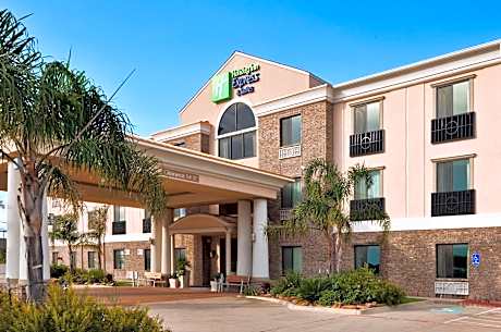 Standard Queen Room with Two Queen Beds and Extra Floor Space