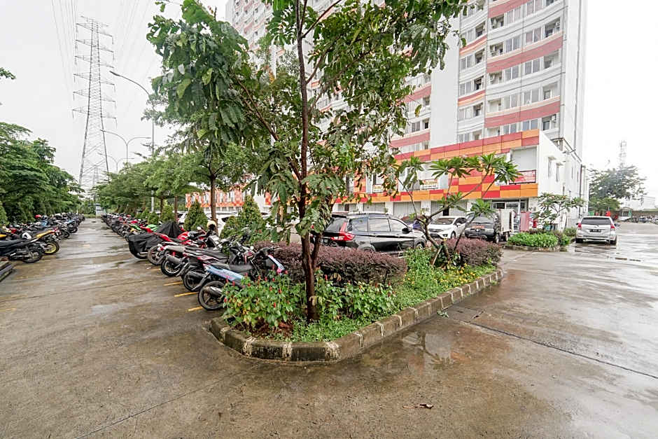 Riverview Residence - Tower Makaham by RedDoorz – Bekasi, PA