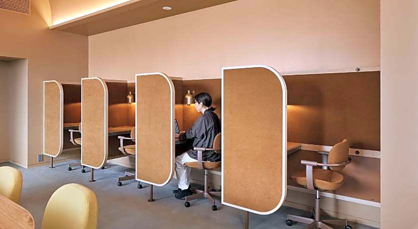 9h nine hours woman Shinjuku