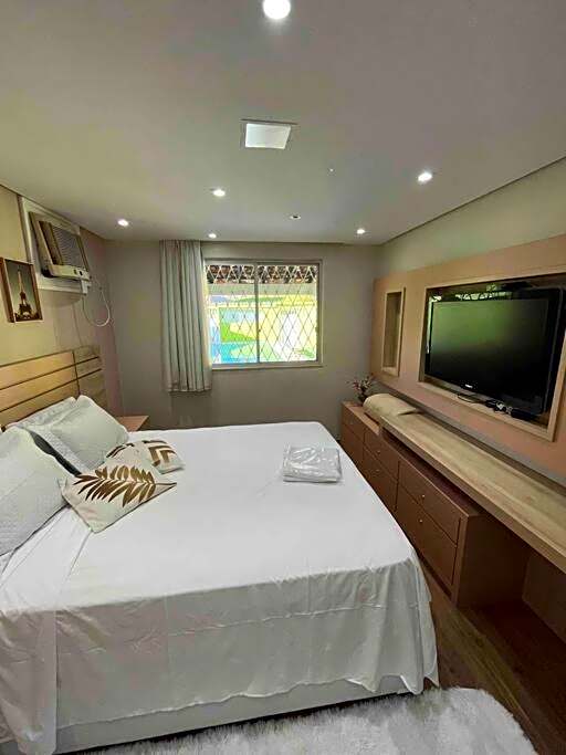 Casa espaçosa com piscina!