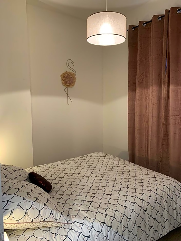 Théâtre Sinne Luxury Apartment