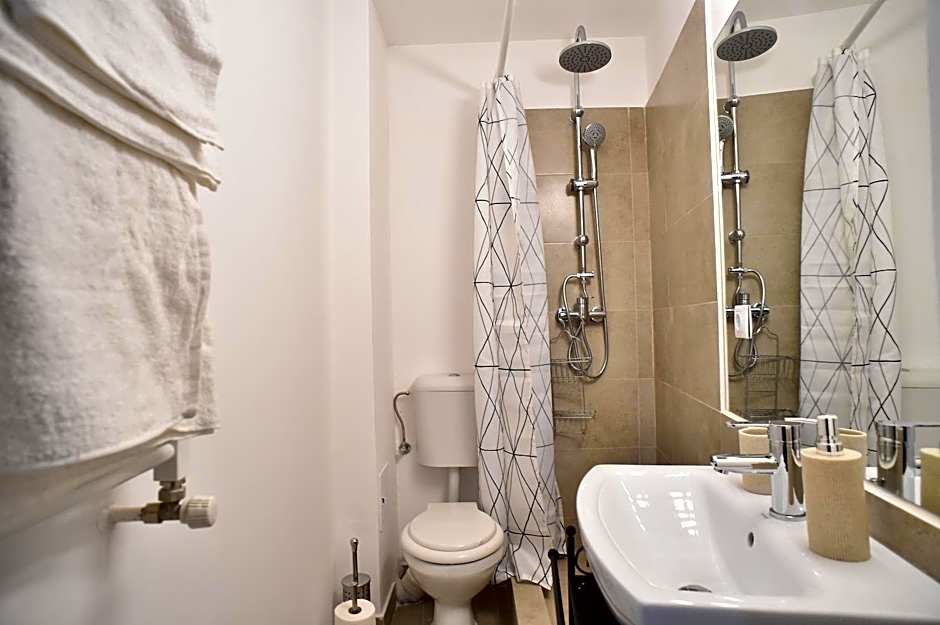 Heights Accommodation City Center