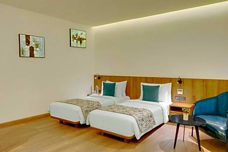 Winter Green Premium Twin Room with No View