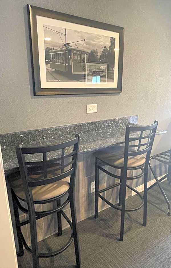 Interstate Inn