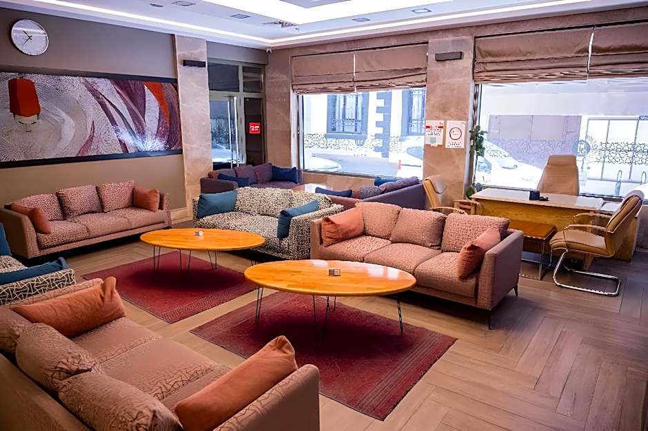 Selcuk Hotel Sems-i Tebrizi