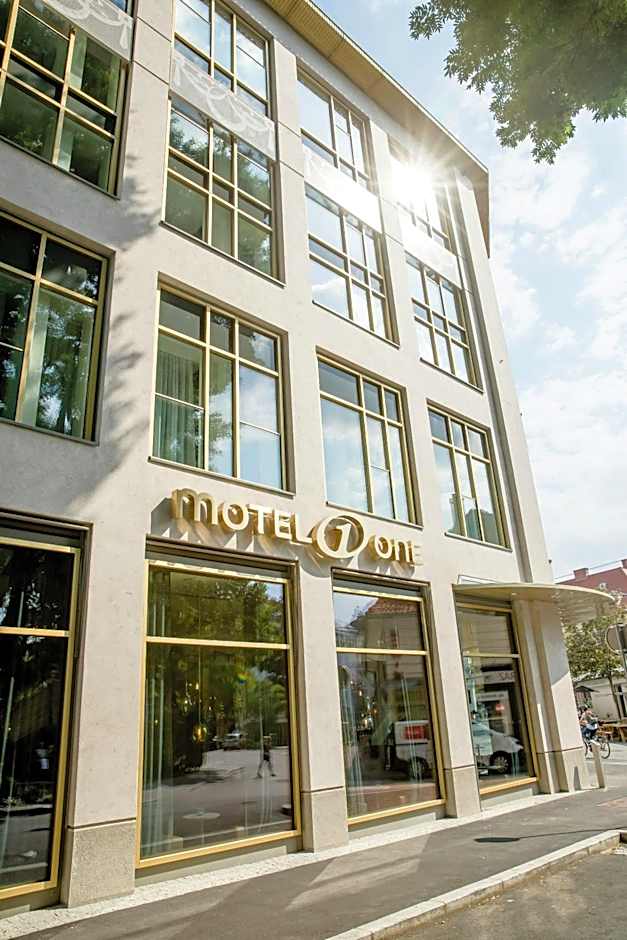 Motel One Graz