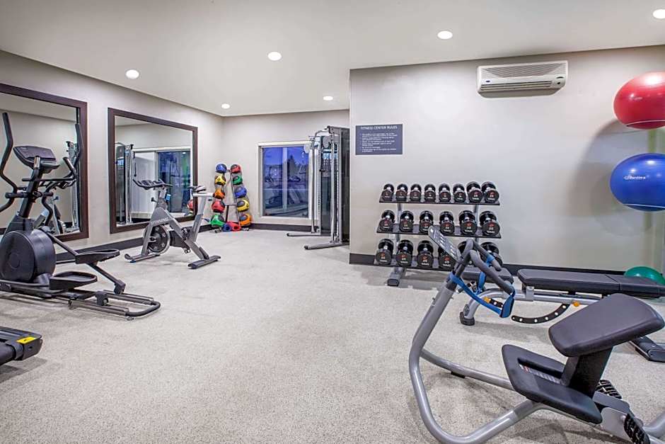 La Quinta Inn & Suites by Wyndham Elkhart