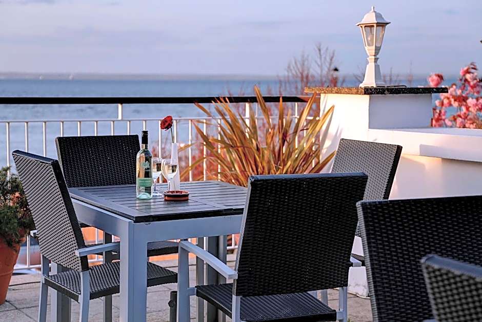 Best Western New Holmwood Hotel