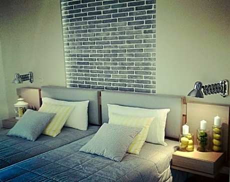 Galaxy City Hotel