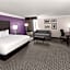 La Quinta Inn & Suites by Wyndham Austin Round Rock