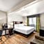 Americas Best Value Inn - Marquette