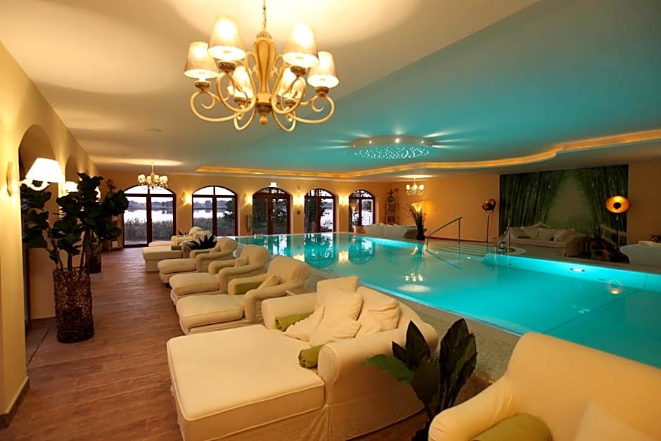 Panorama Hotel am Oberuckersee