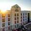 Holiday Inn Express and Suites Batavia