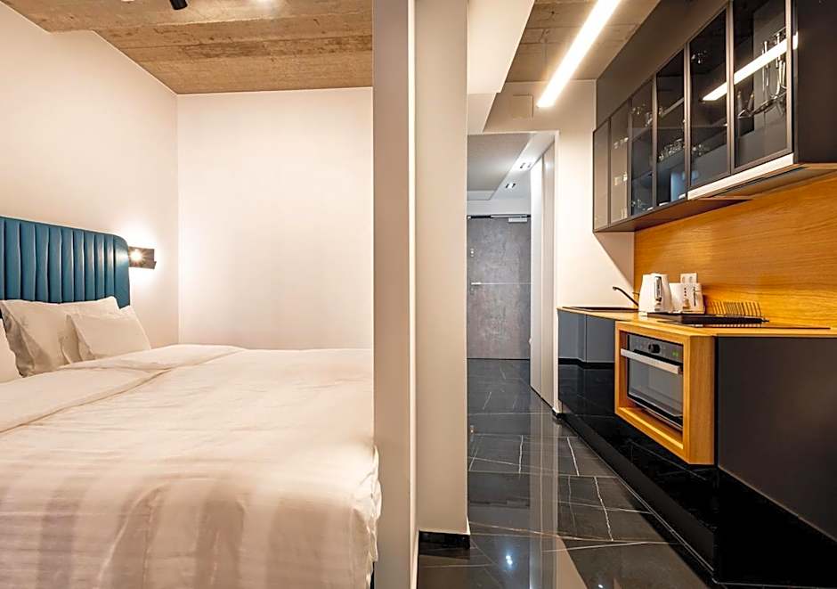 Noir Hotel