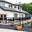 Chateau Merrimack Hotel & Spa