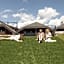Aparthotel Familiaris - Family Apartments - Pools & Spa in Dolomites