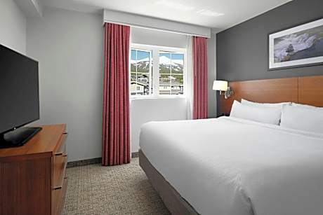 Two-Bedroom Suite