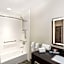 Wingate by Wyndham Miami Airport