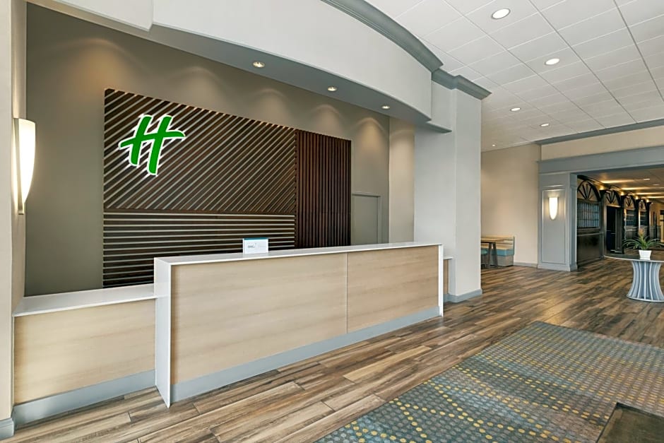 Holiday Inn Boston Bunker Hill Area, an IHG Hotel