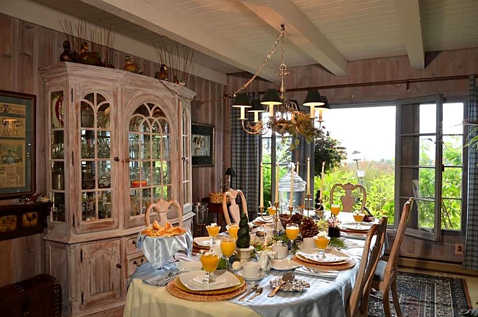 Le Petit Clocher Gite Touristique B & B