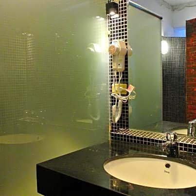 Howcome spots homestay