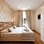 Top Floor Colosseo Guesthouse