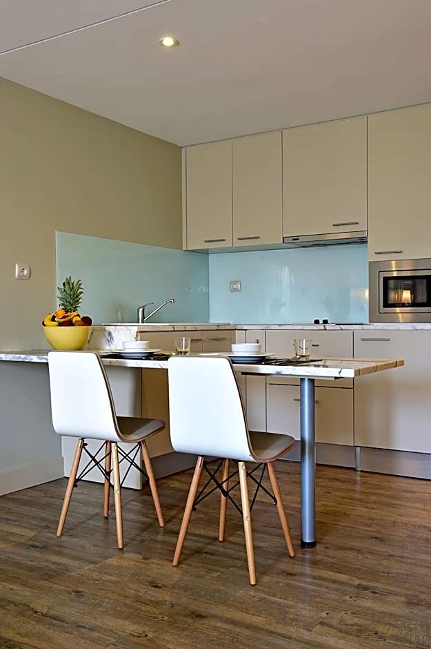 Aqualuz Lagos by The Editory