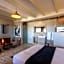 Inverdoorn Game Reserve Lodge
