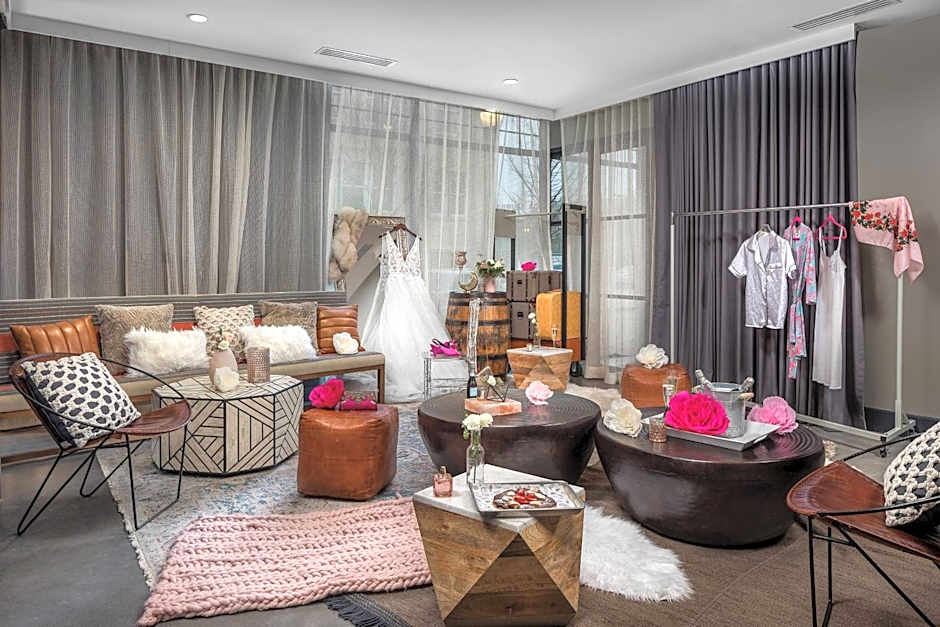 Moxy by Marriott Chattanooga Downtown