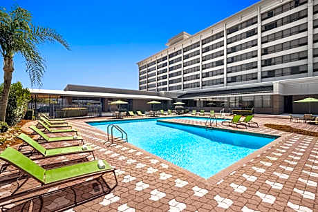 DoubleTree By Hilton New Orleans Airport