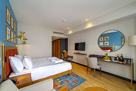 Deluxe Room Side Sea View - Beach Resort