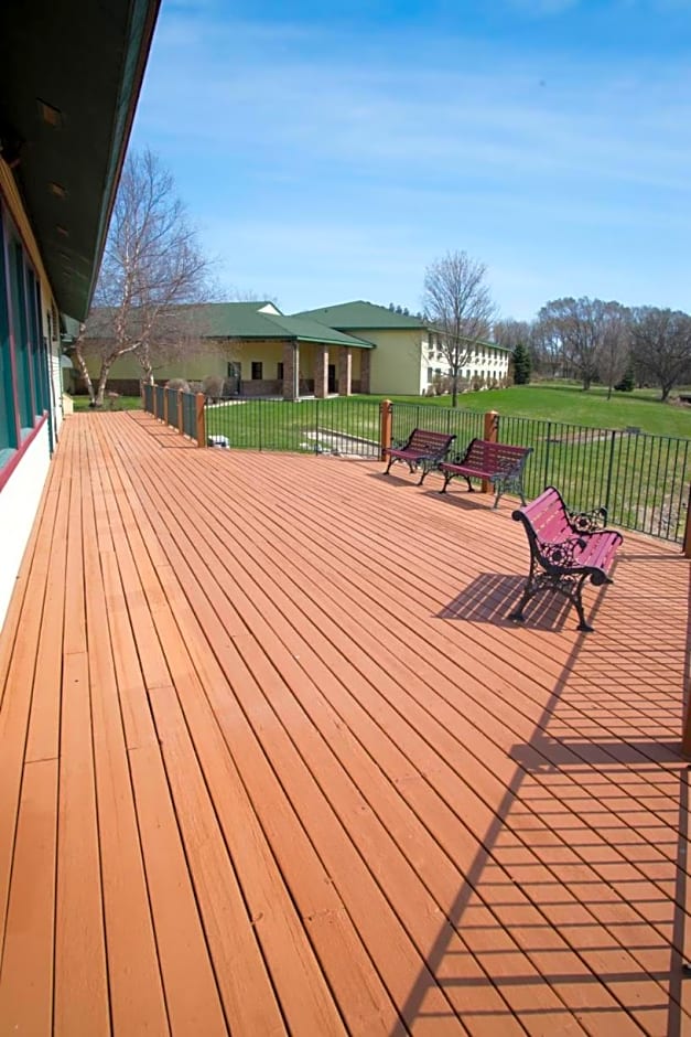 Hometown Inn And Suites Belle Plaine